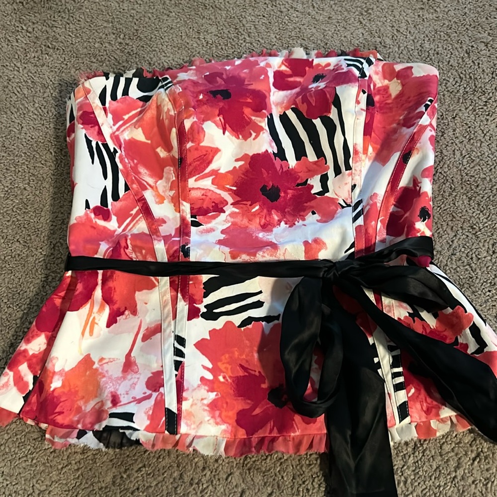 White House Black Market Top